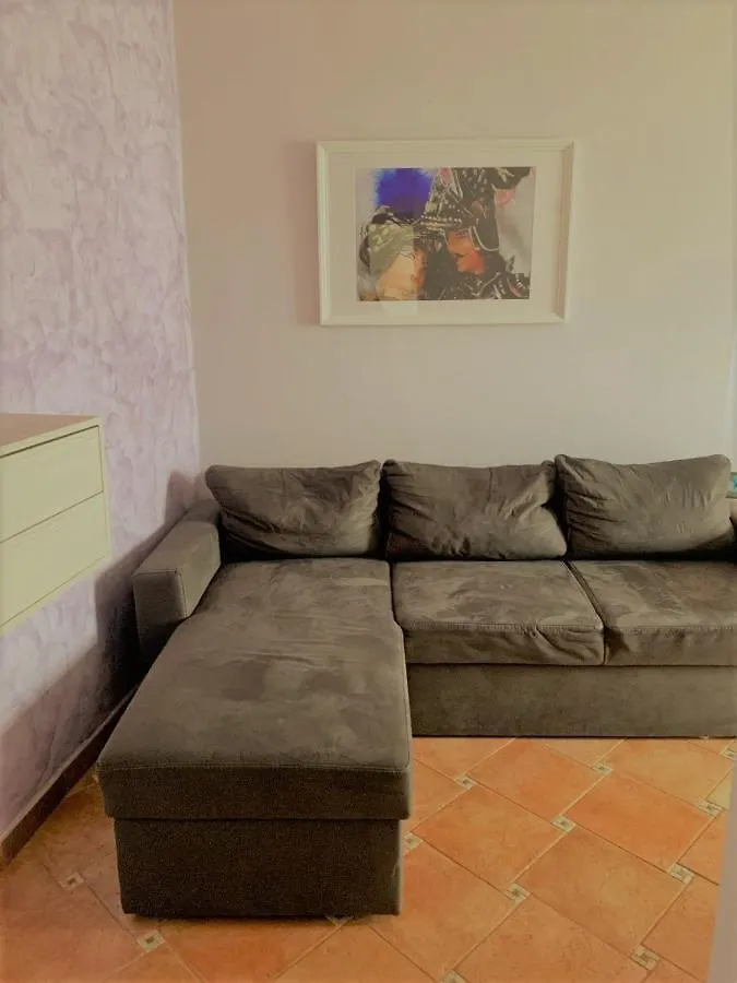 Catania Street Apartment 0*,